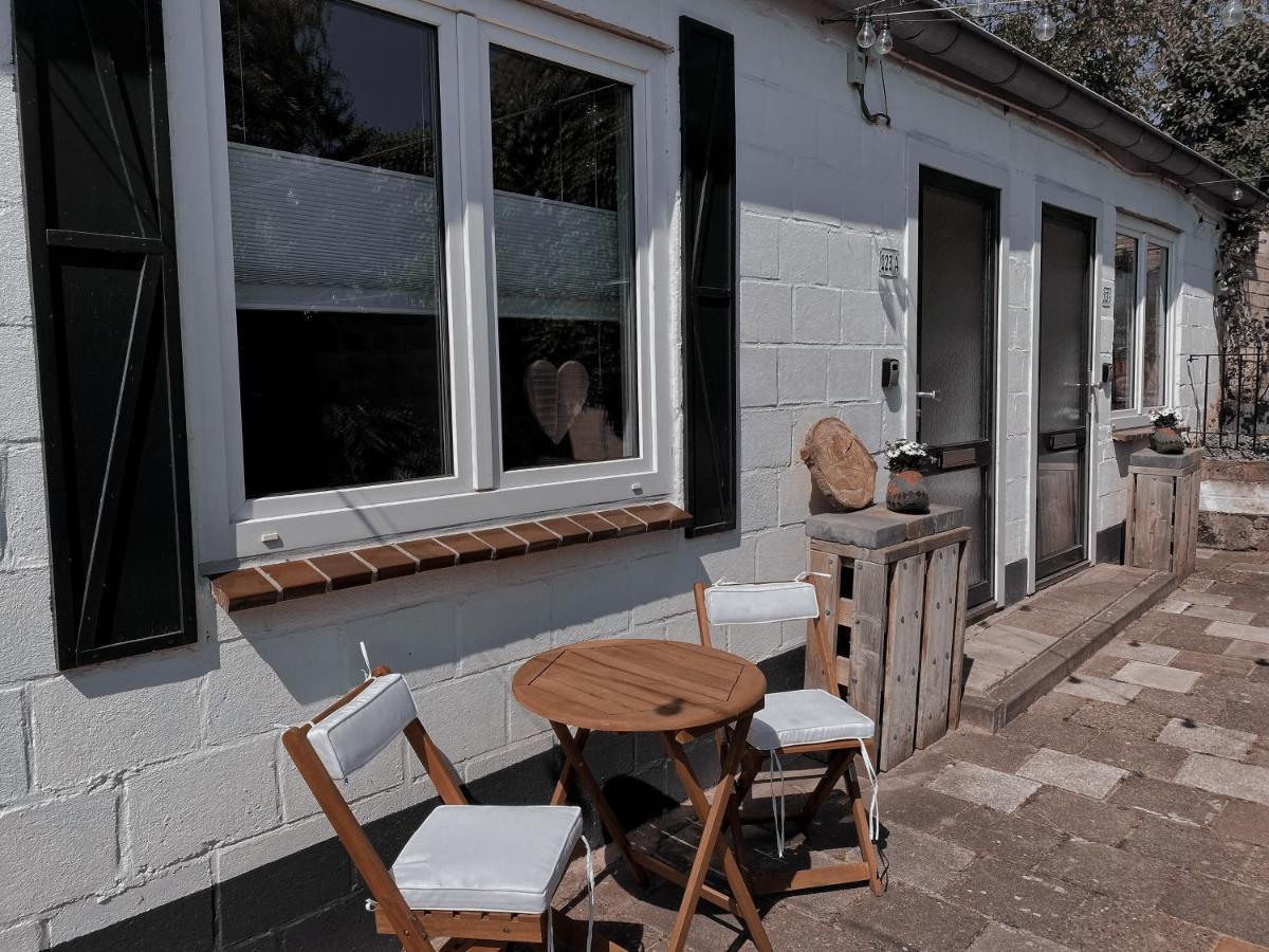 Villa Loods 123 Bed & Kitchen Landgraaf Exterior foto